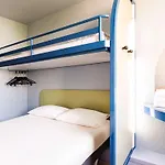Отель Ibis Budget Lyon Вийёрбан