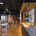 Отель Ibis Budget Lyon Вийёрбан