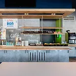 Отель Ibis Budget Lyon 2*