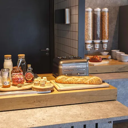 Отель Ibis Budget Lyon 2*